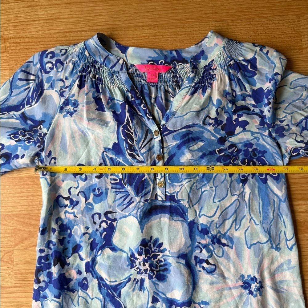 Lilly Pulitzer 100% Silk Elsa Blouse in Catch and Keep Sz XS - Picture 6 of 8